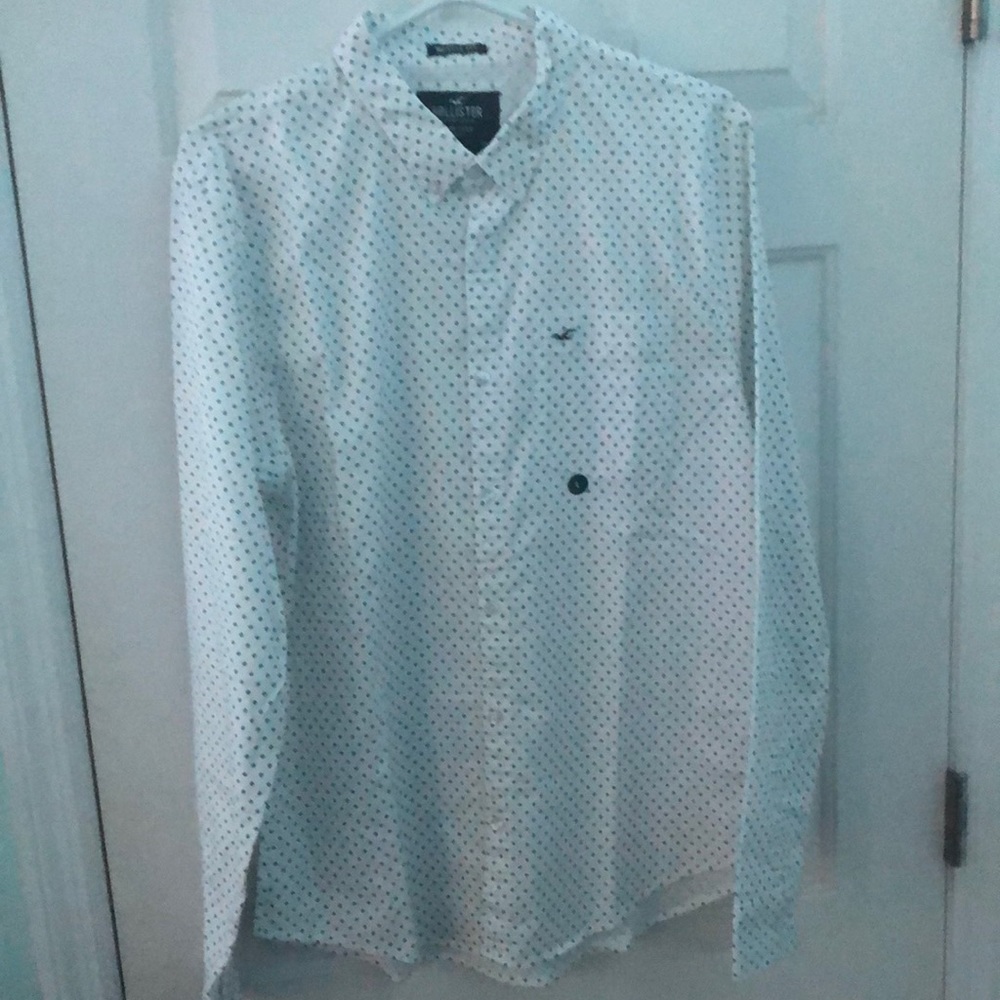 A large long sleeve button shirt Hollister Brand New